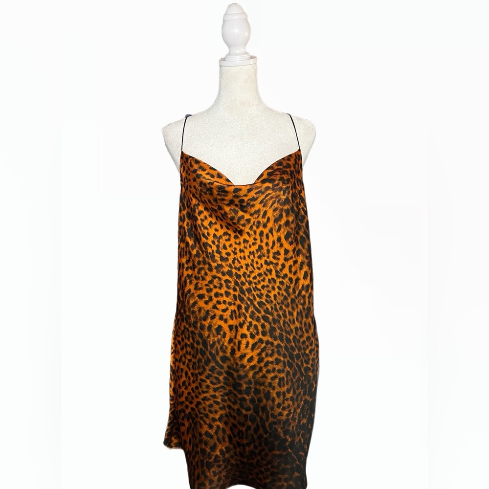 Orange and black leopard print slip dress 🐅